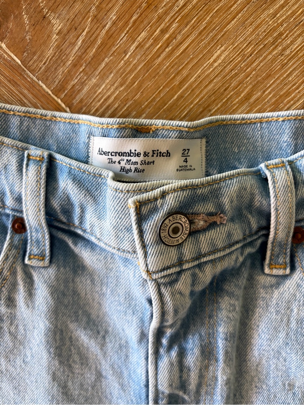 Abercrombie & Fitch 4” Mom Shorts - Picture 2 of 5